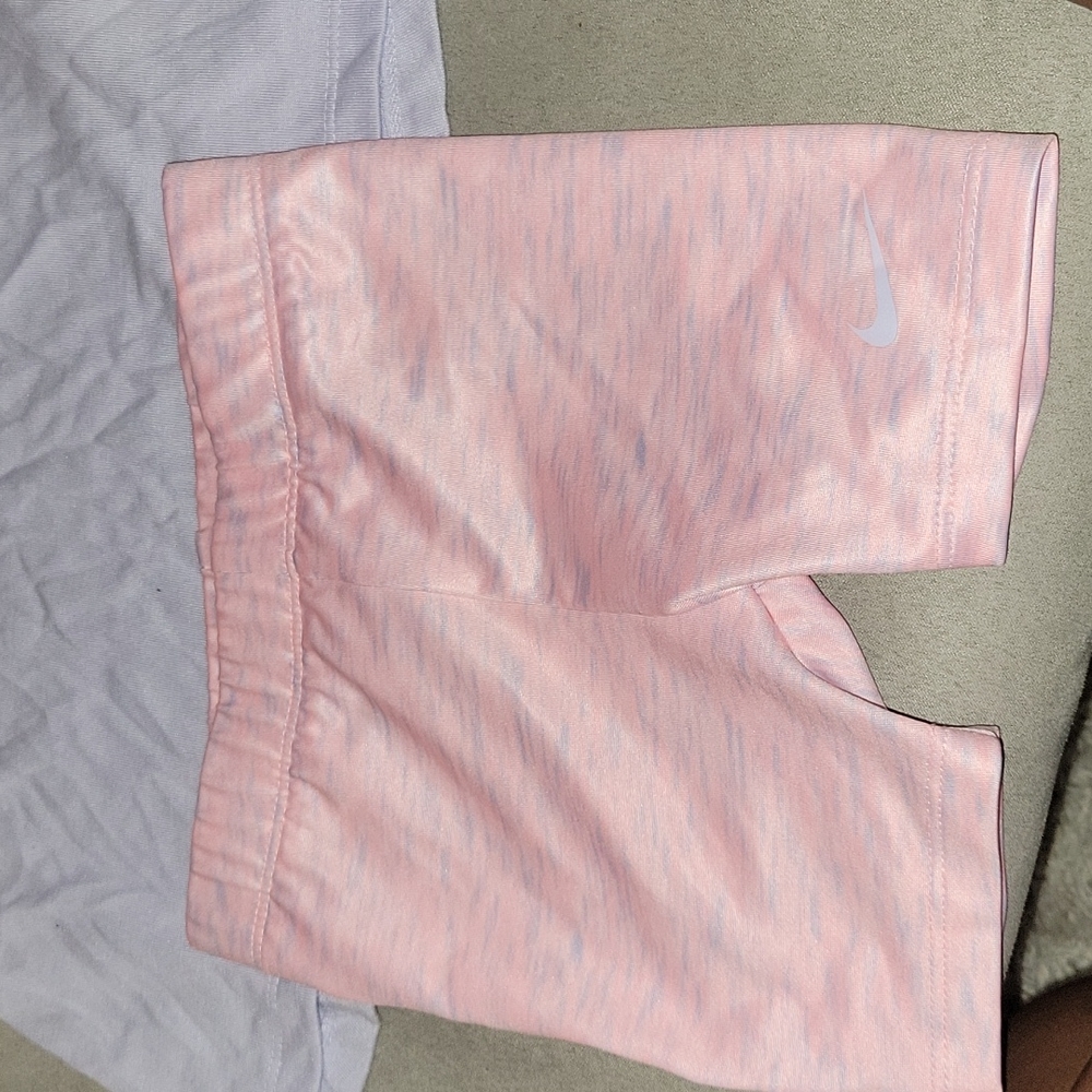 Nike short set - Picture 3 of 3